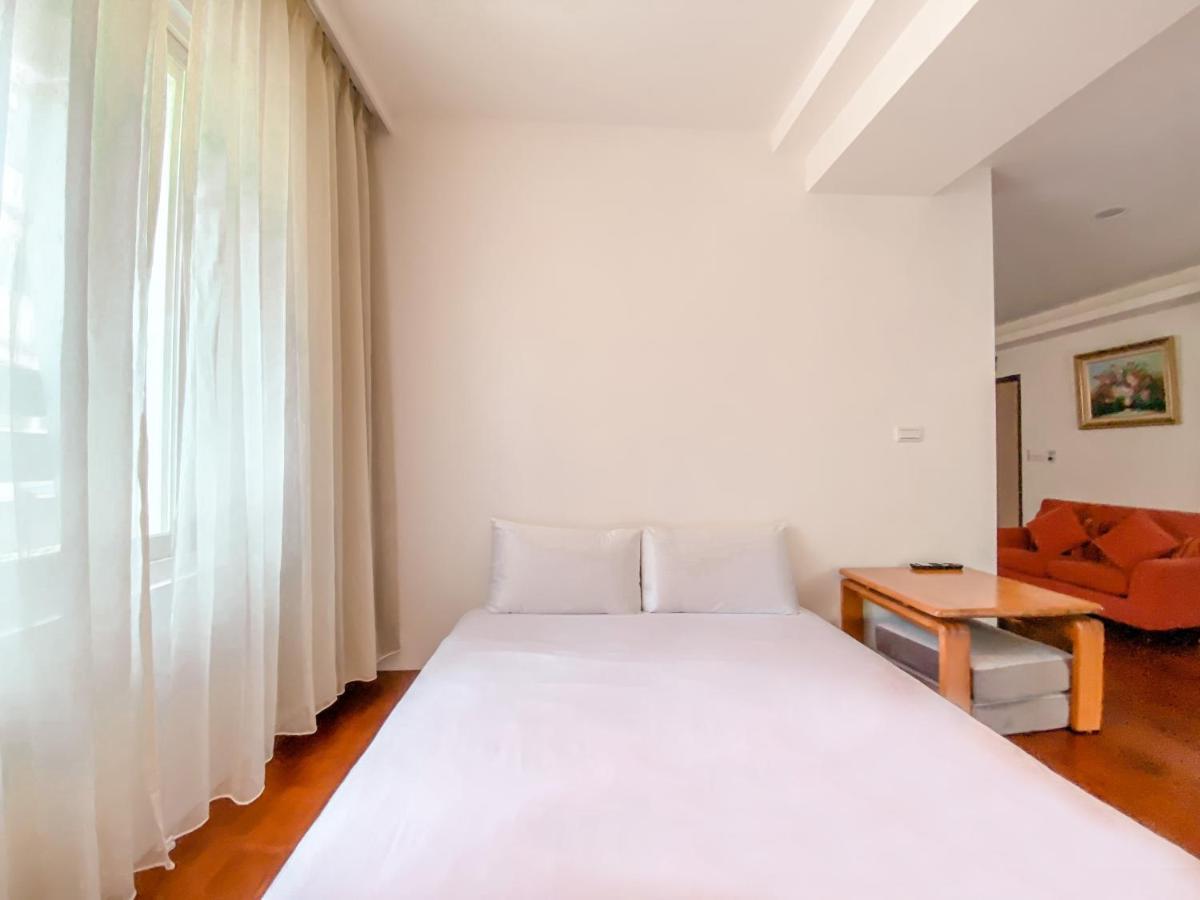 Yage Hotspring House Bed & Breakfast Джиаоси Екстериор снимка