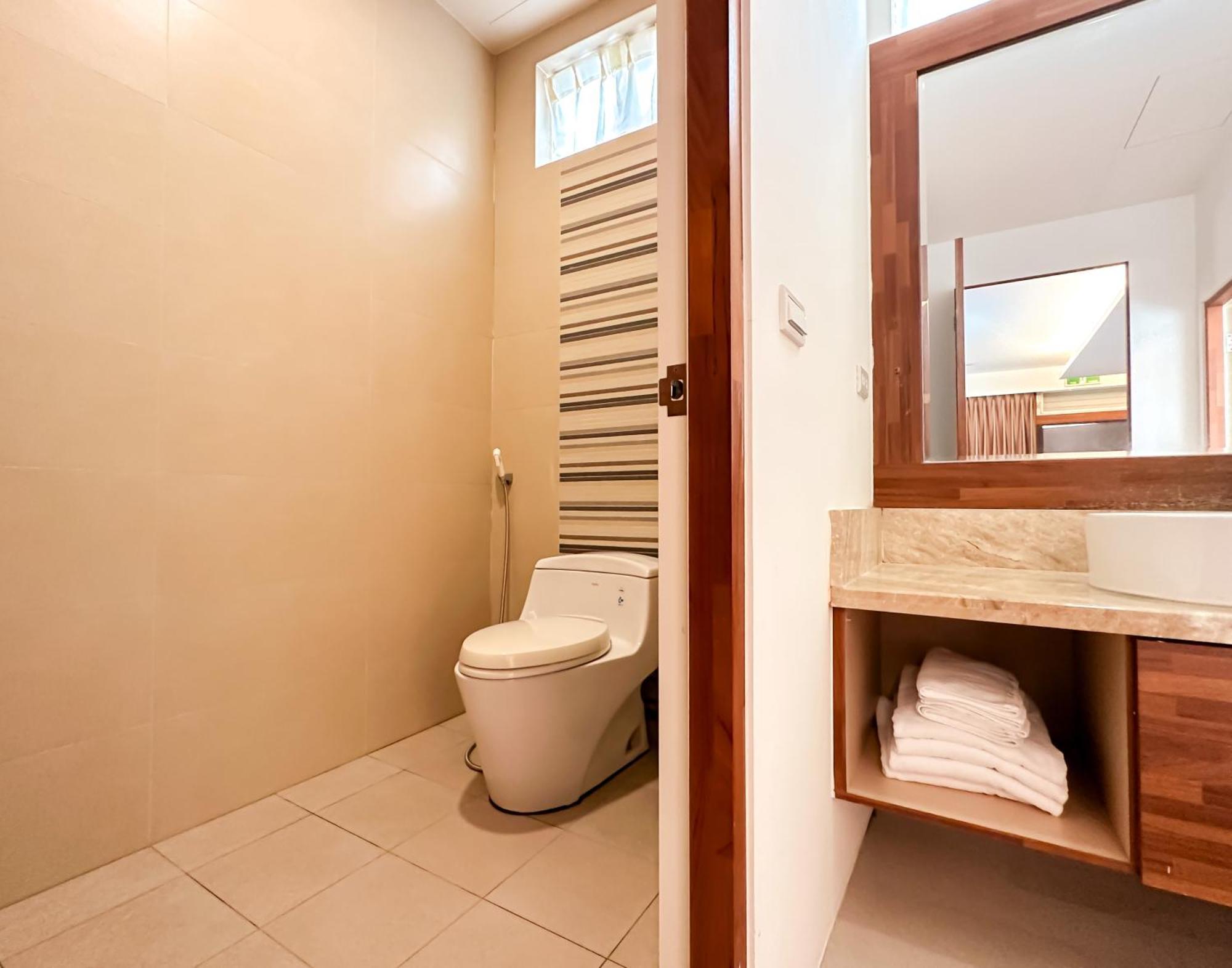 Yage Hotspring House Bed & Breakfast Джиаоси Екстериор снимка