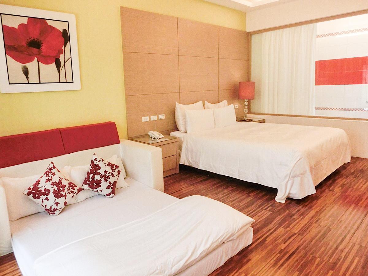 Yage Hotspring House Bed & Breakfast Джиаоси Екстериор снимка